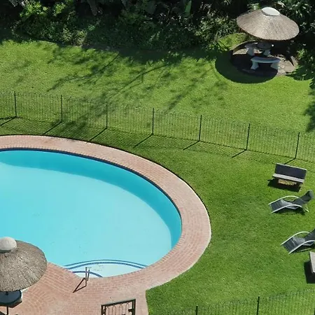 17 Kyalanga Umhlanga Rocks Apartment Durban Exterior photo