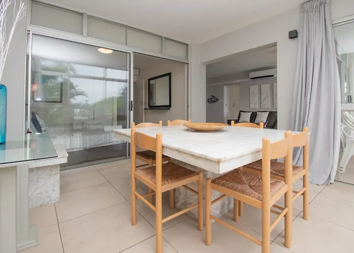17 Kyalanga Umhlanga Rocks