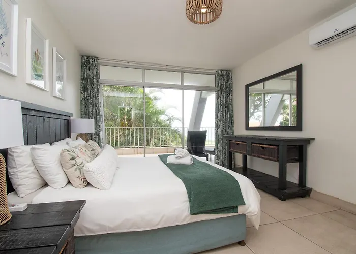 17 Kyalanga Umhlanga Rocks
