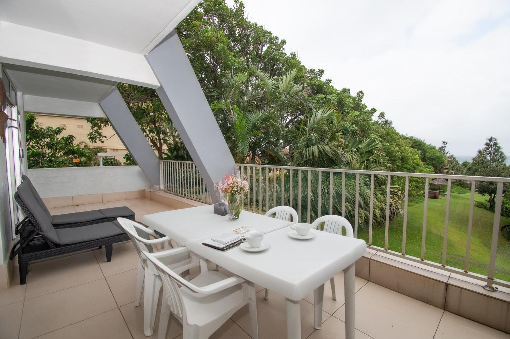 17 Kyalanga Umhlanga Rocks