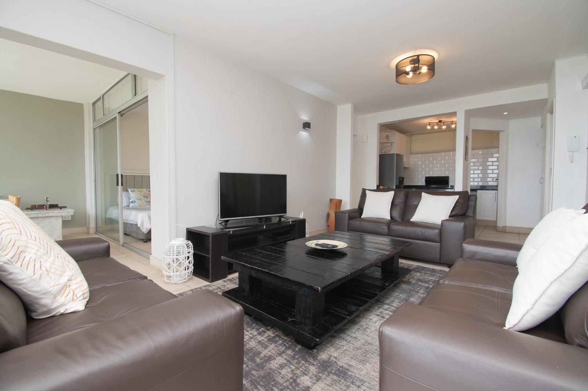 17 Kyalanga Umhlanga Rocks Apartment *