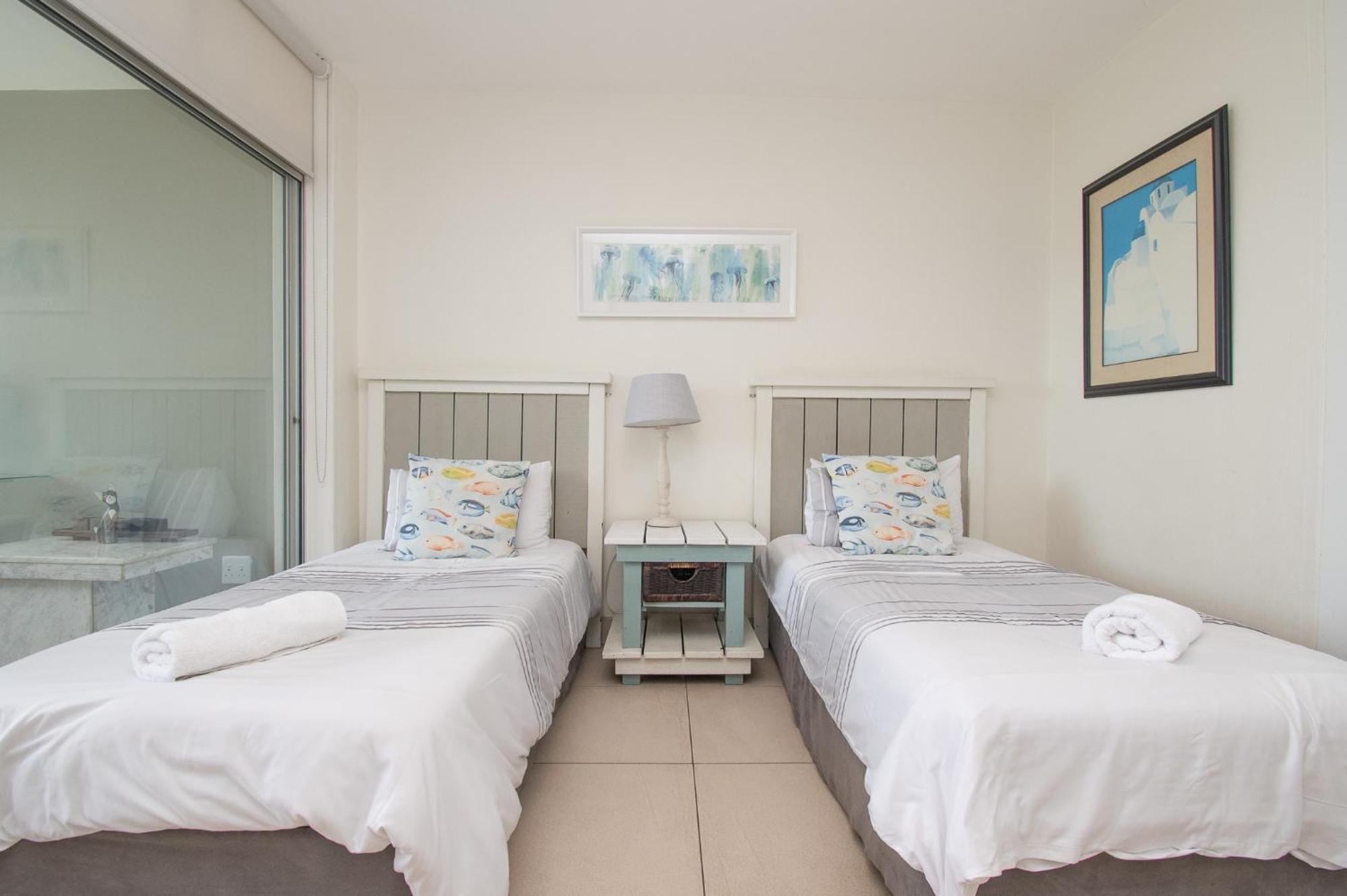 17 Kyalanga Umhlanga Rocks Apartment *