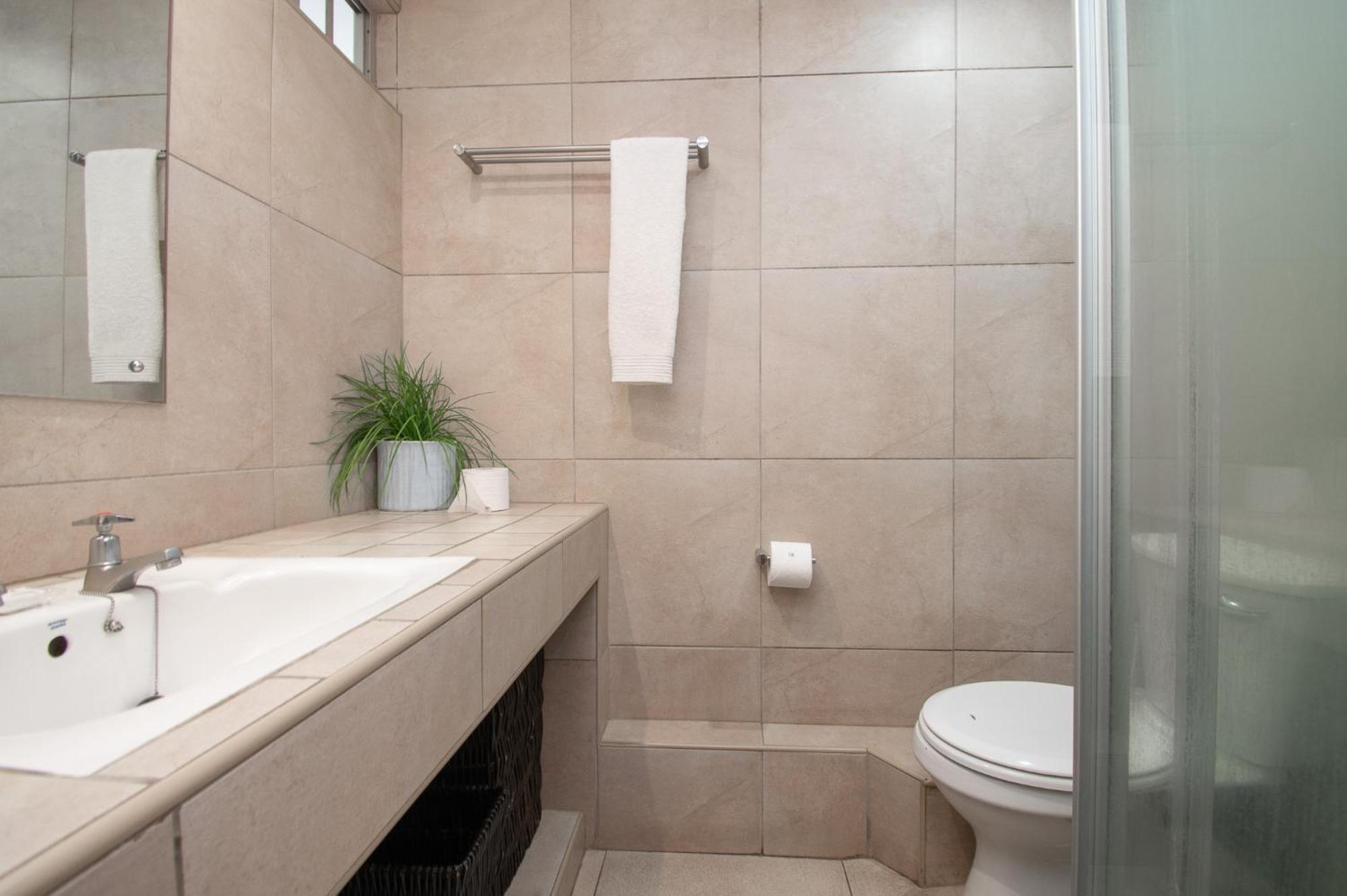 17 Kyalanga Umhlanga Rocks Appartement Durban